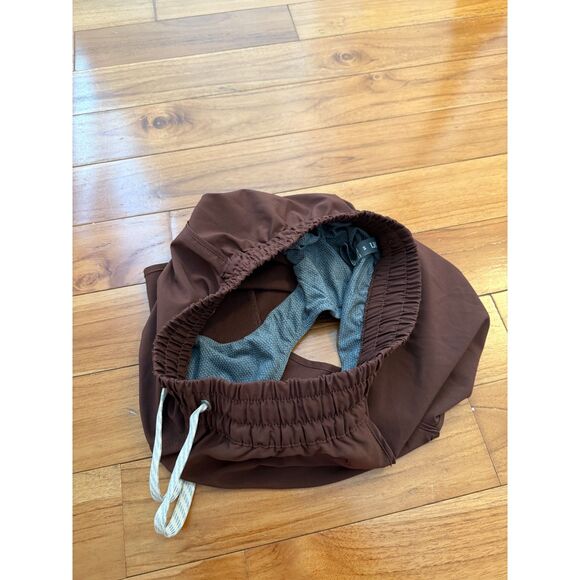 Women Vuori Vuori Clementine 4" Short Mid Rise Lined in Brick Size Extra Smal - Picture 7 of 10